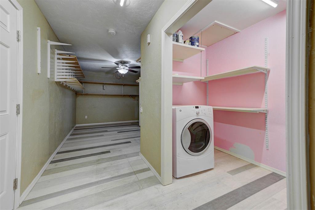 1916 Hasley Drive Property Photo 23