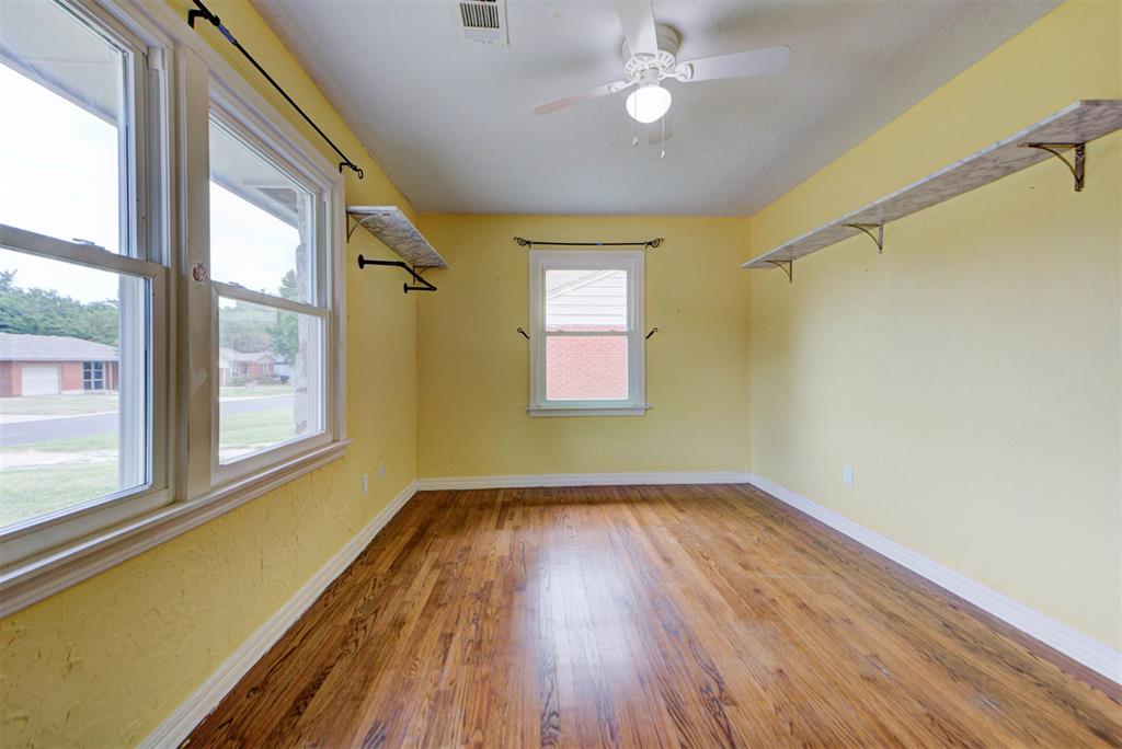 1916 Hasley Drive Property Photo 29