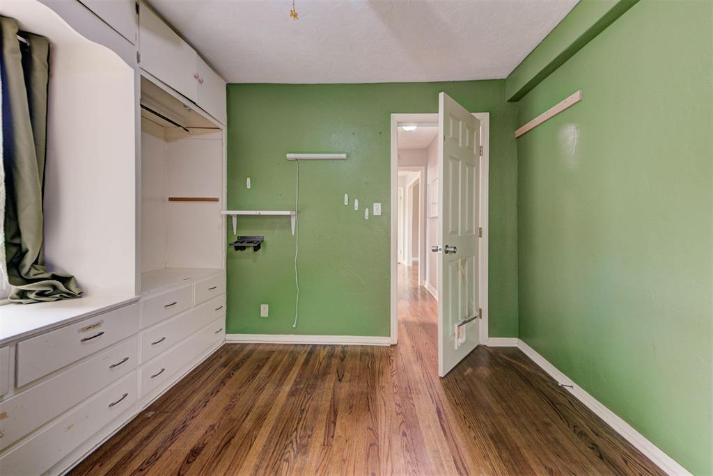 1916 Hasley Drive Property Photo 36