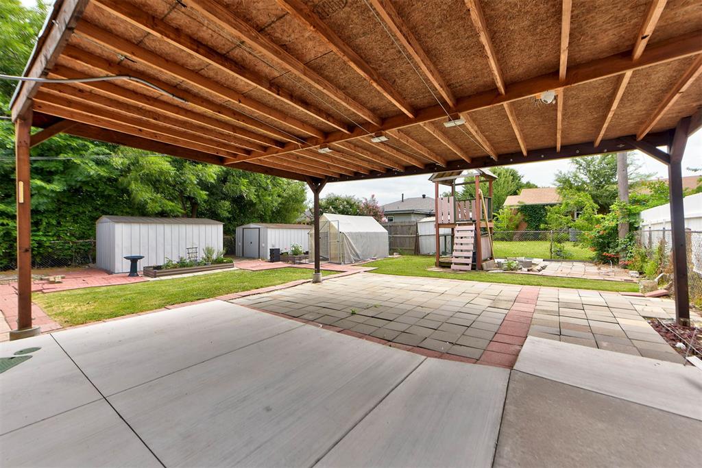 1916 Hasley Drive Property Photo 41