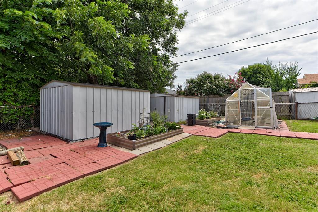 1916 Hasley Drive Property Photo 44