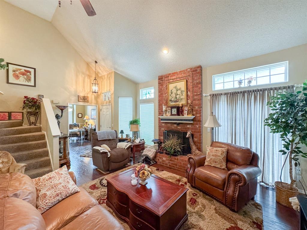 3824 Highpoint Court Property Photo 7