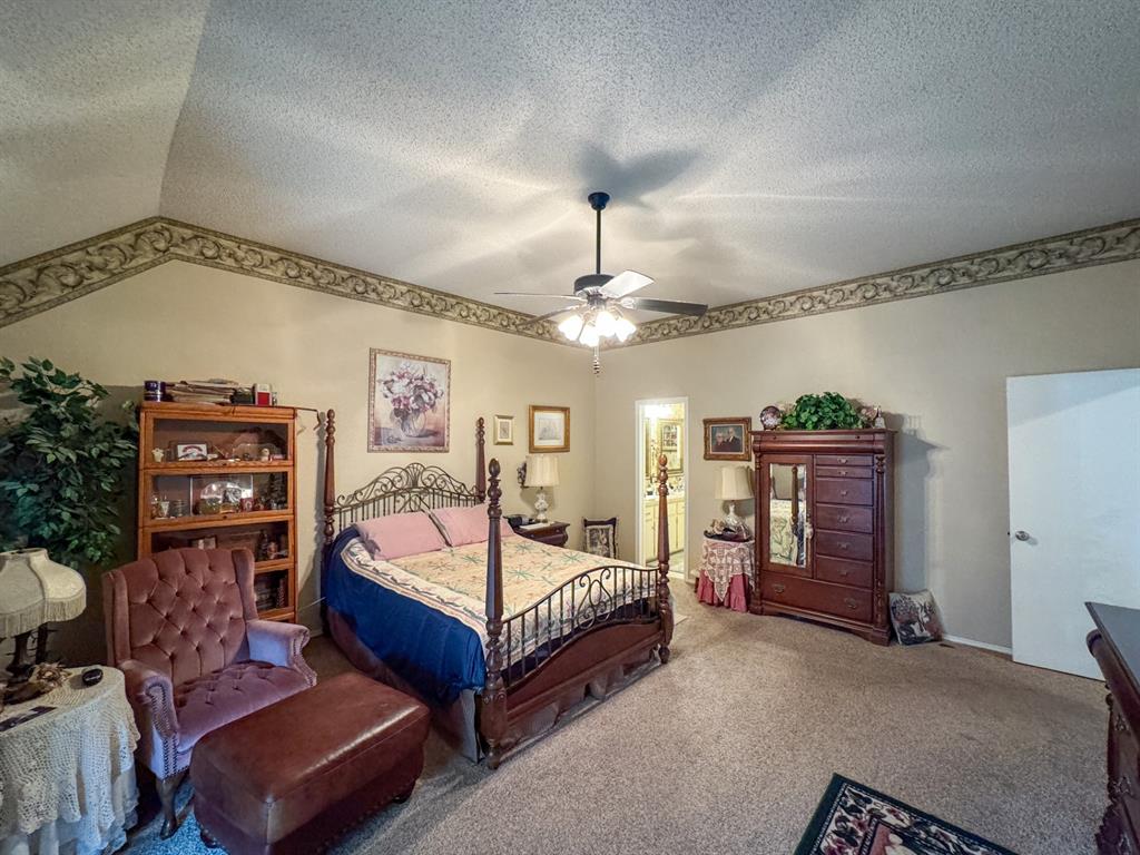 3824 Highpoint Court Property Photo 18