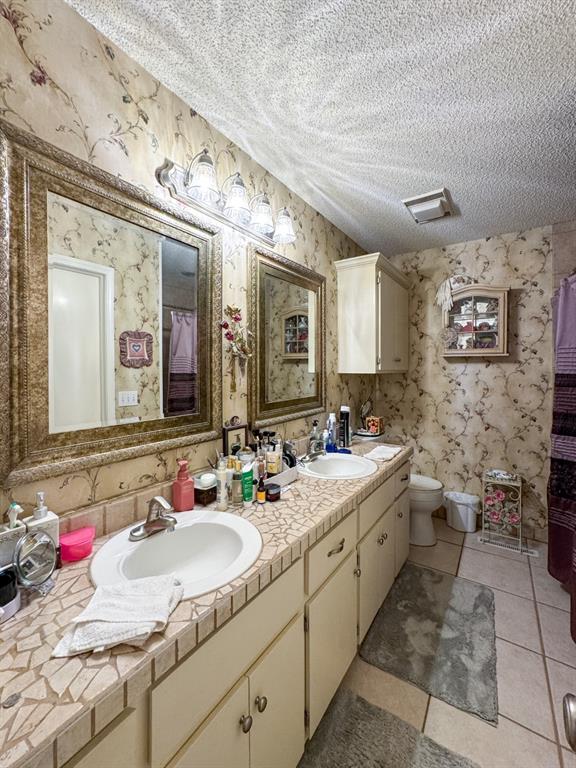 3824 Highpoint Court Property Photo 21