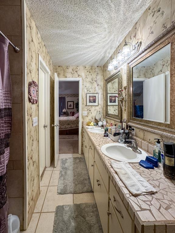 3824 Highpoint Court Property Photo 23