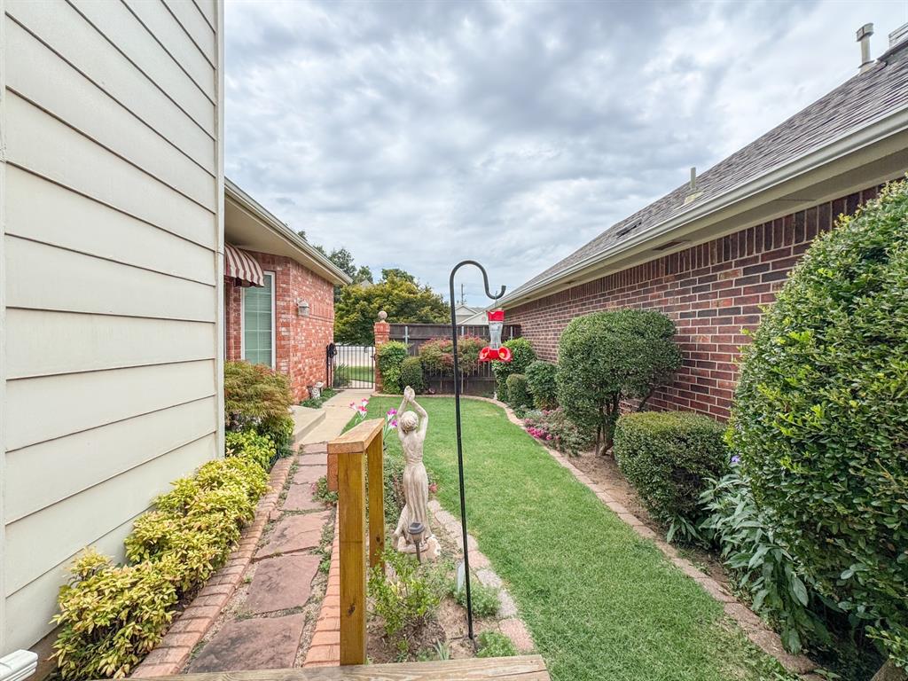 3824 Highpoint Court Property Photo 36
