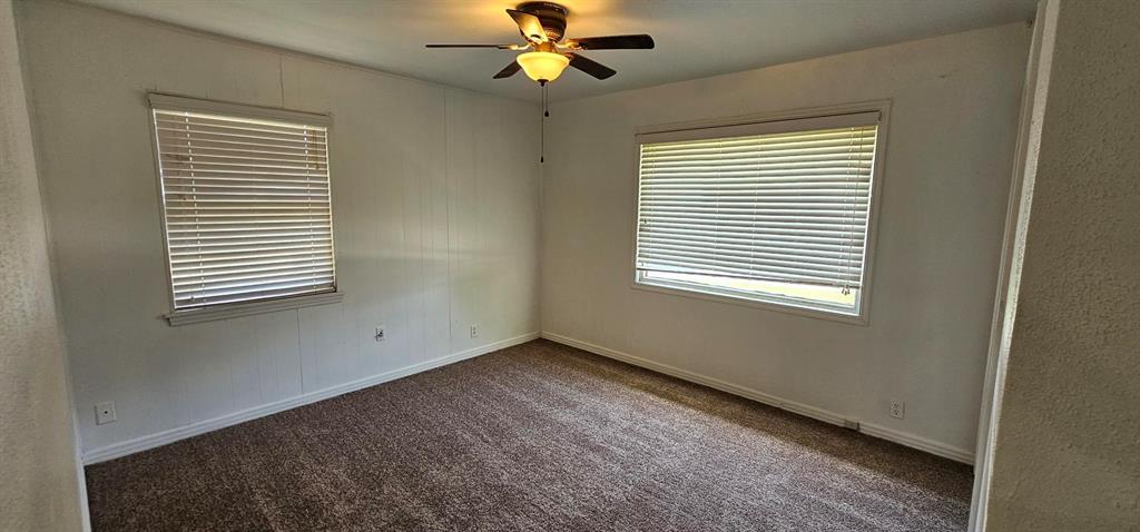 4112 N Sterling Avenue Property Photo 11