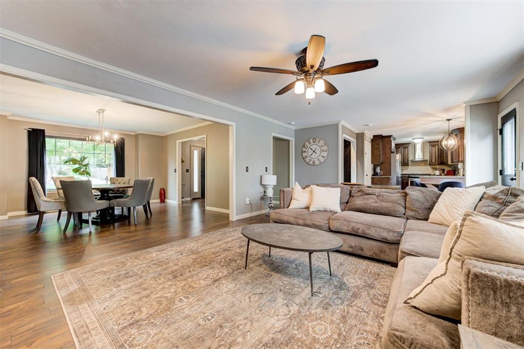 11308 Leaning Elm Road Property Photo 8