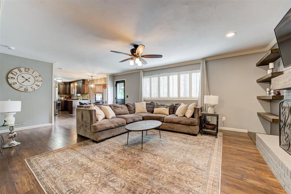 11308 Leaning Elm Road Property Photo 9