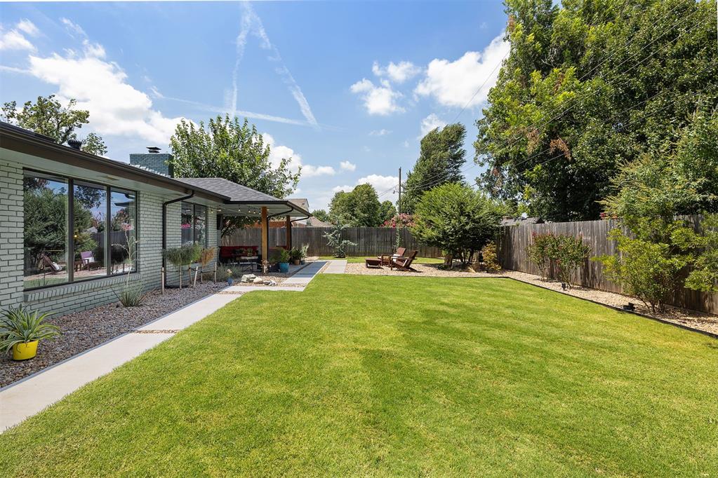 3817 Nw 68th Street Property Photo 18
