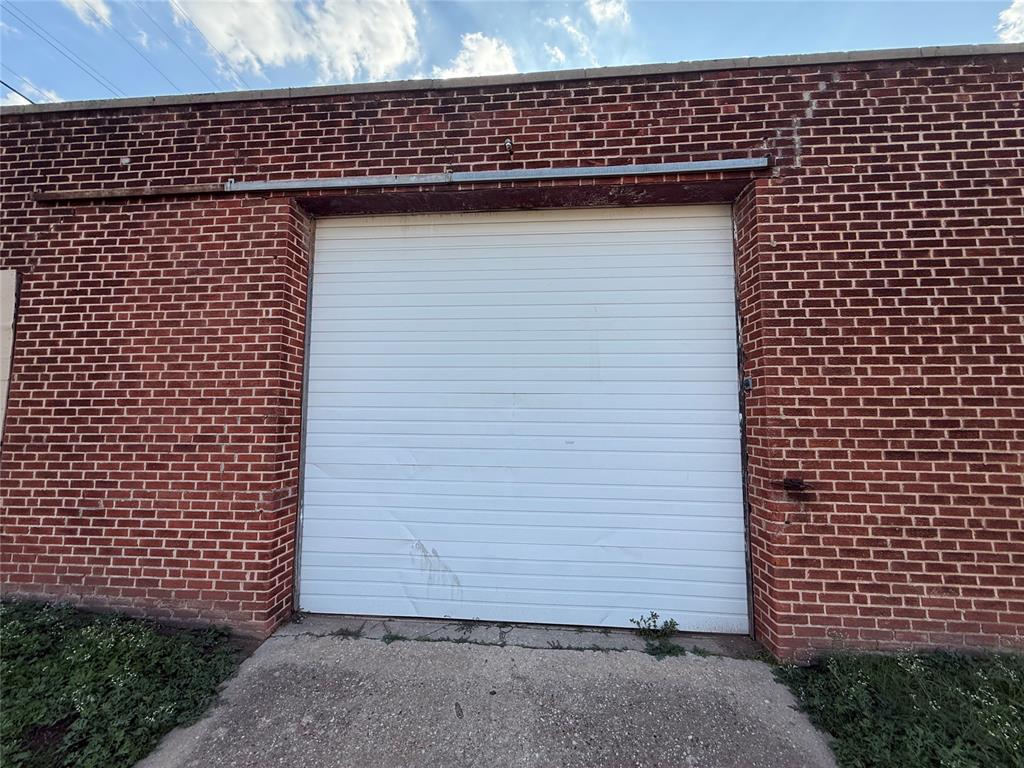 1200 W Main Street Property Photo 14