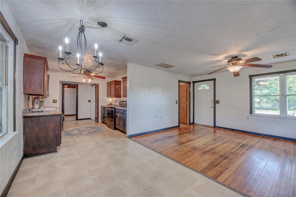 7701 Pearl Street Property Photo 8