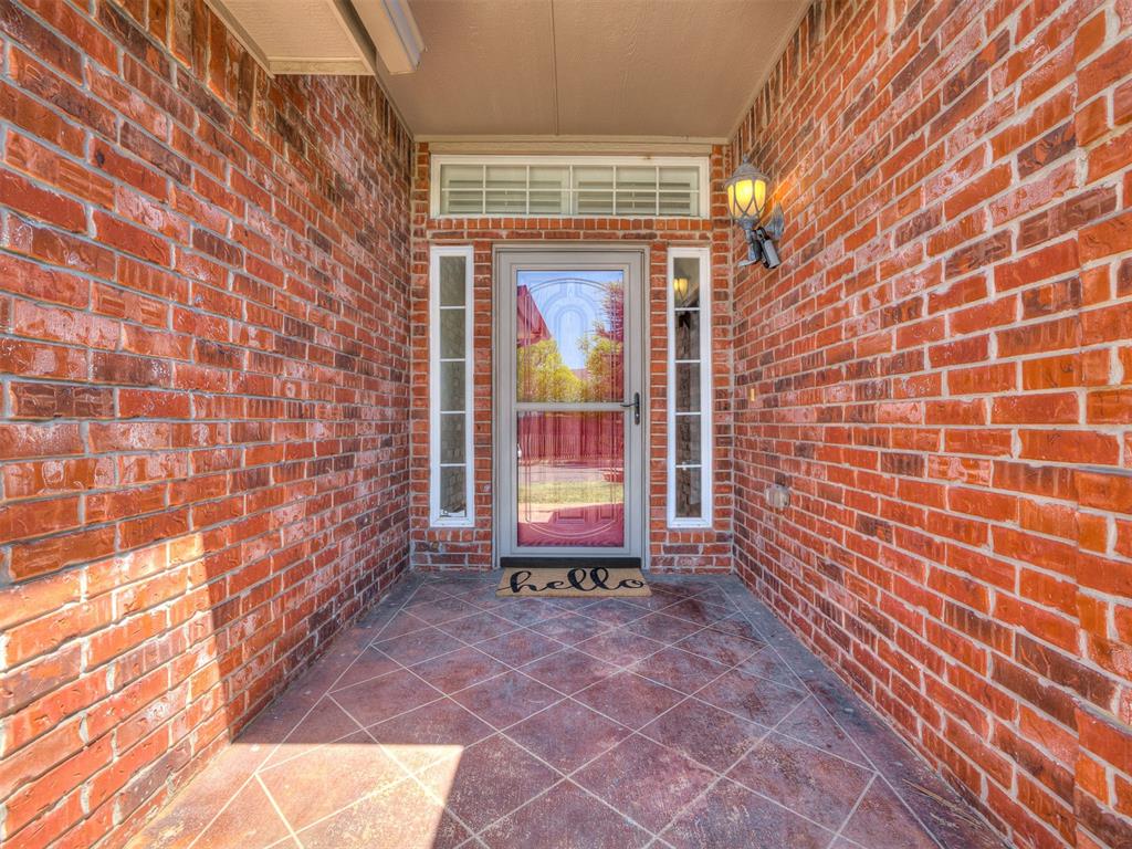 11116 Lake Park Drive Property Photo 2