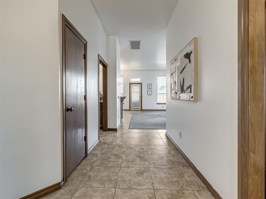 11116 Lake Park Drive Property Photo 3