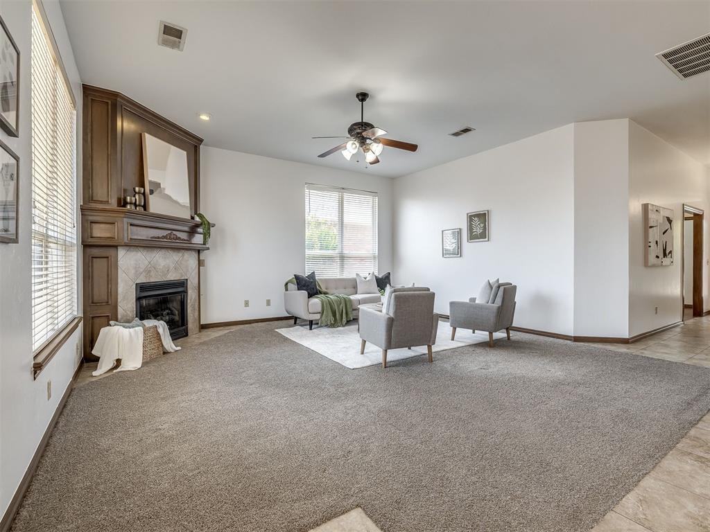 11116 Lake Park Drive Property Photo 6