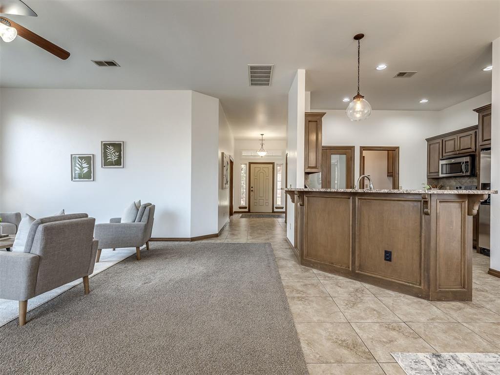 11116 Lake Park Drive Property Photo 7