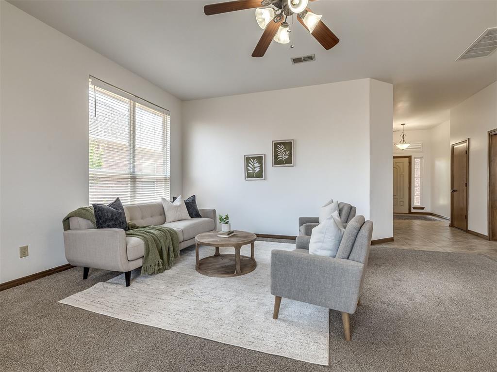 11116 Lake Park Drive Property Photo 8