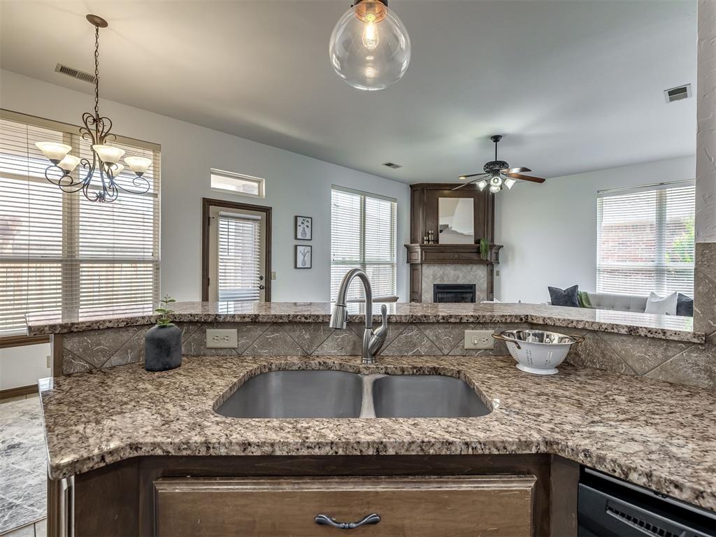 11116 Lake Park Drive Property Photo 18