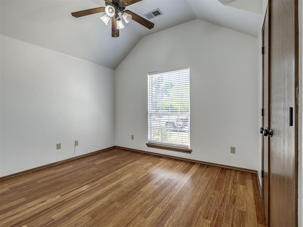 11116 Lake Park Drive Property Photo 26