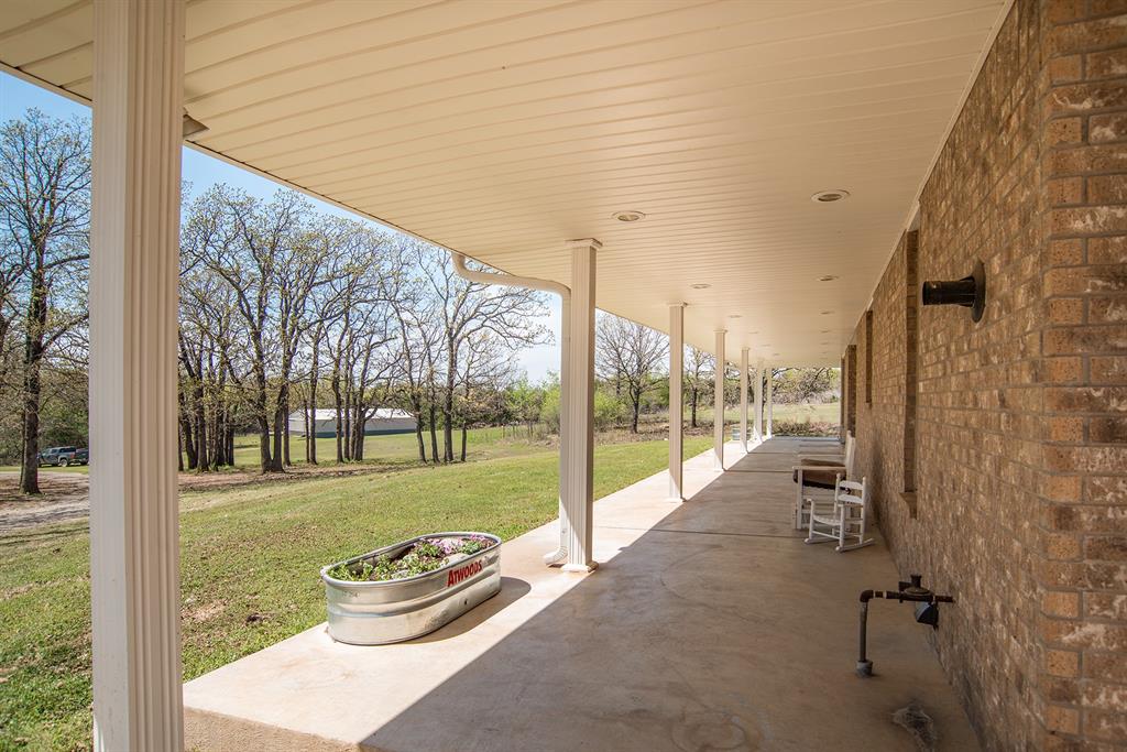 352656 E 840 Road Property Photo 6