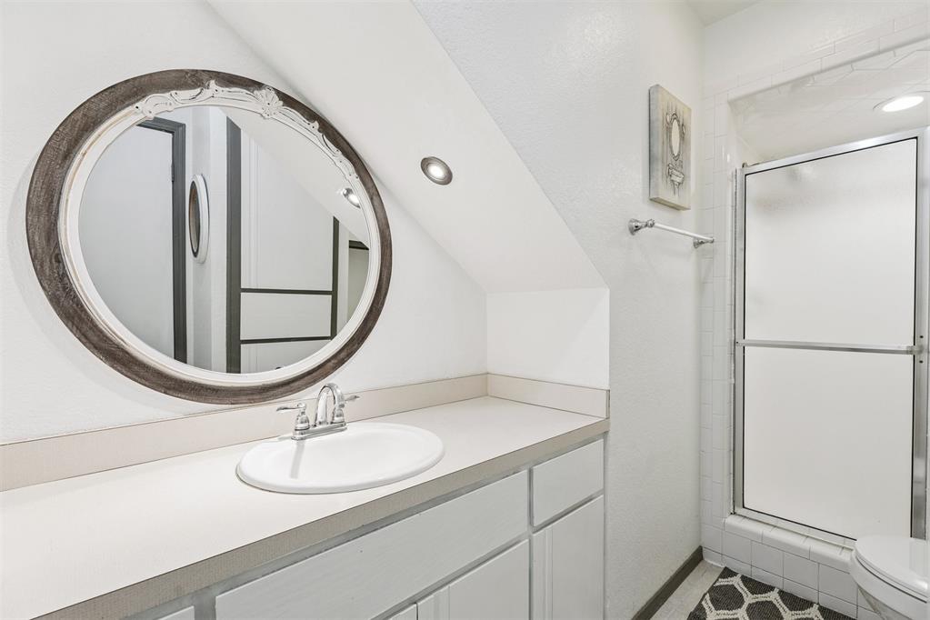 510 Fenwick Court Property Photo 14