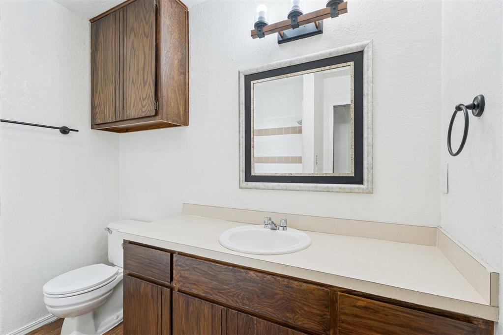 510 Fenwick Court Property Photo 18