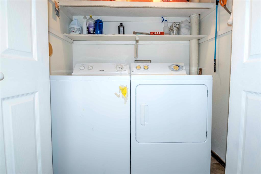 910882 S 3440 Road Property Photo 15