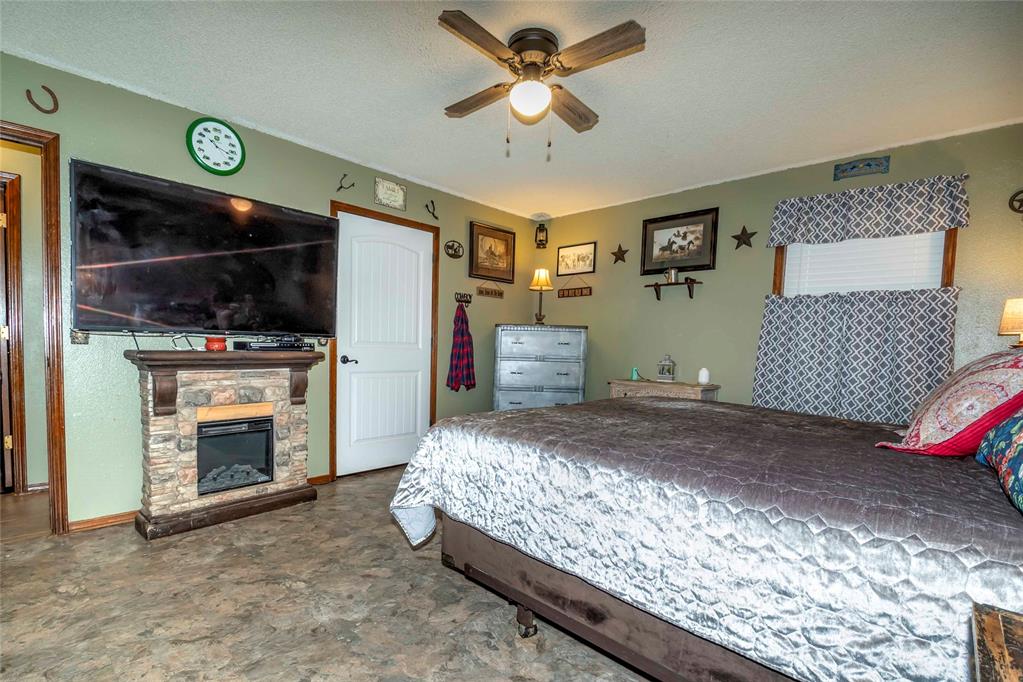 910882 S 3440 Road Property Photo 18