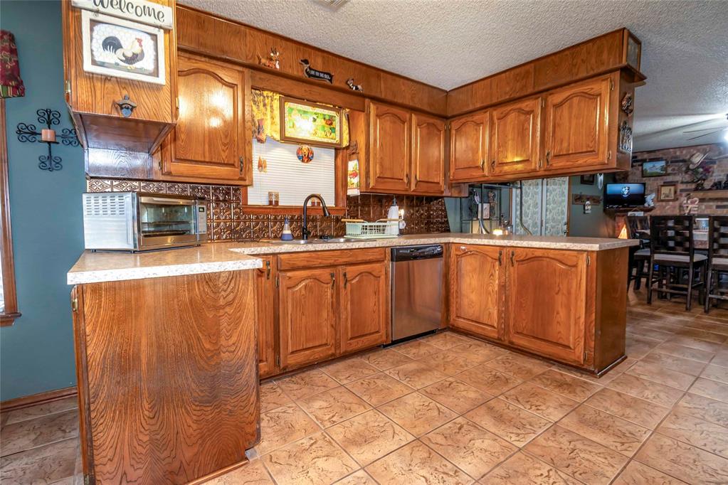 910882 S 3440 Road Property Photo 26