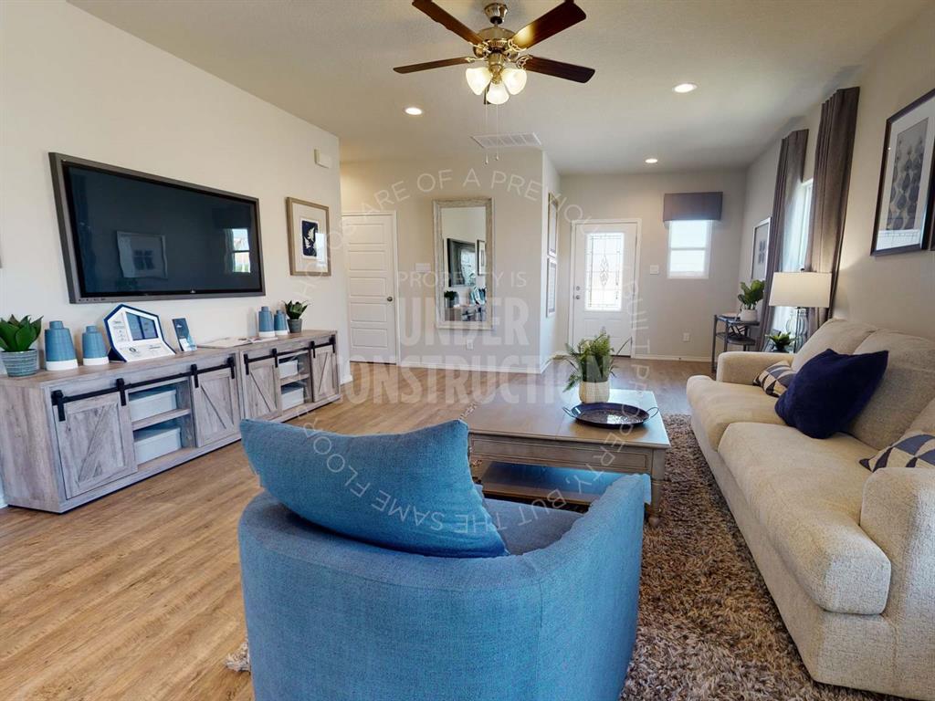 1213 Meadow Brook Drive Property Photo 5