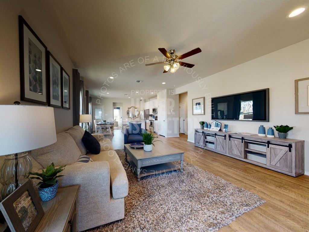 1221 Meadow Brook Drive Property Photo 4