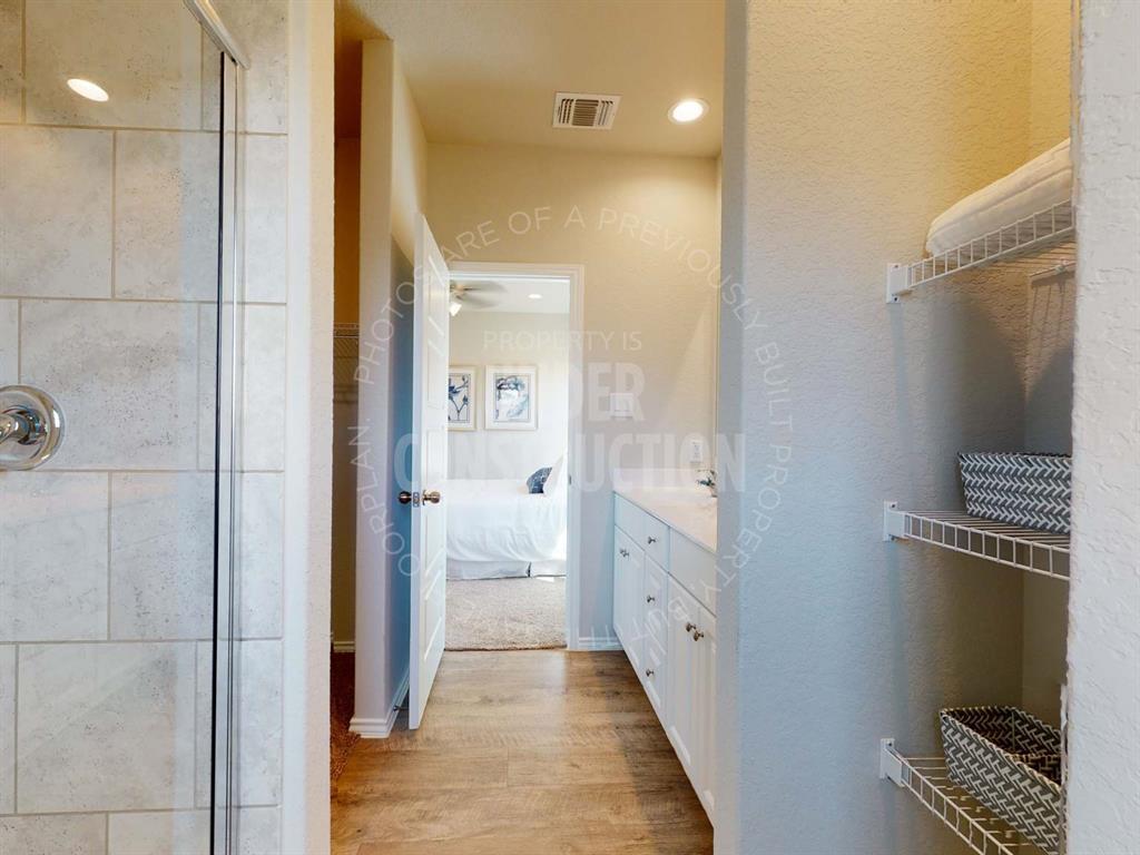 1221 Meadow Brook Drive Property Photo 12