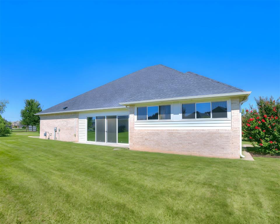 10917 Oaksplinter Lane Property Photo 4