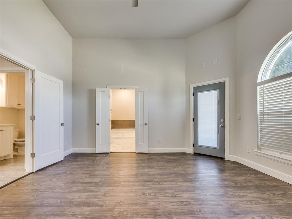 10917 Oaksplinter Lane Property Photo 14