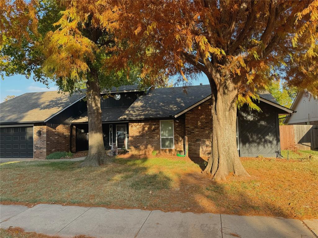 408 Little Chisholm Circle Property Photo 1