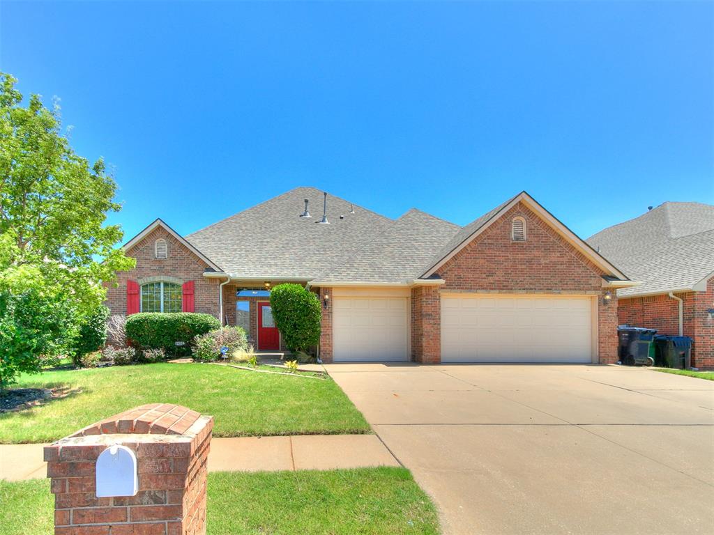 17324 Hardwood Place Property Photo