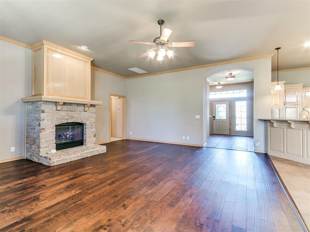 17324 Hardwood Place Property Photo 11