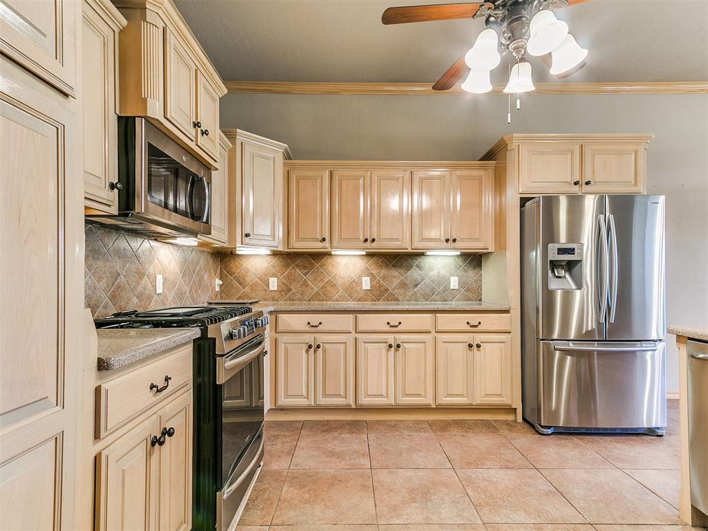 17324 Hardwood Place Property Photo 20
