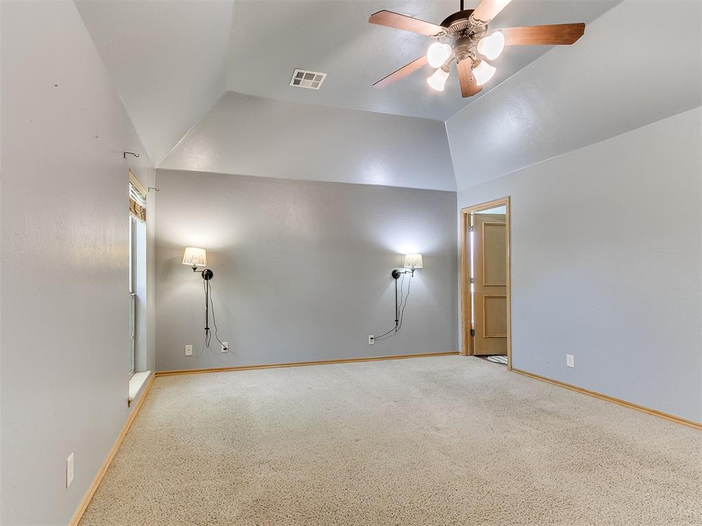 17324 Hardwood Place Property Photo 24