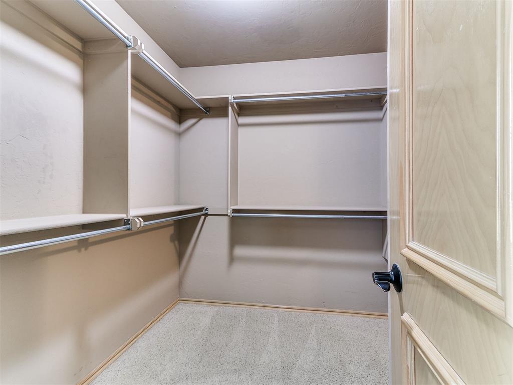 17324 Hardwood Place Property Photo 40