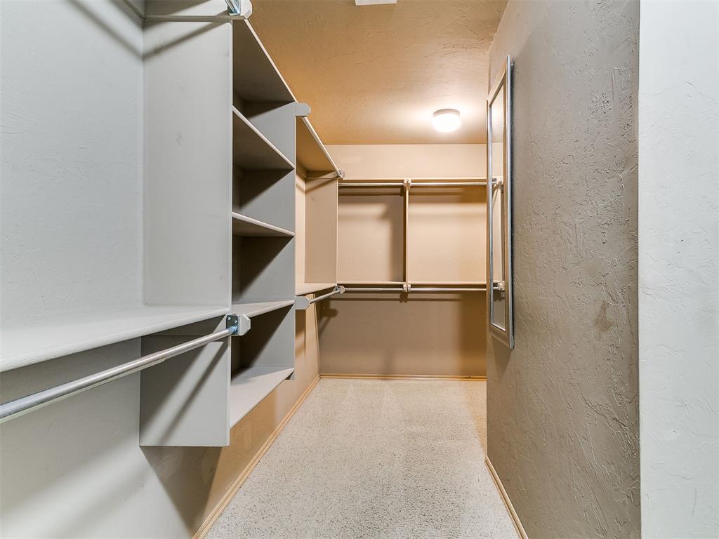 17324 Hardwood Place Property Photo 41