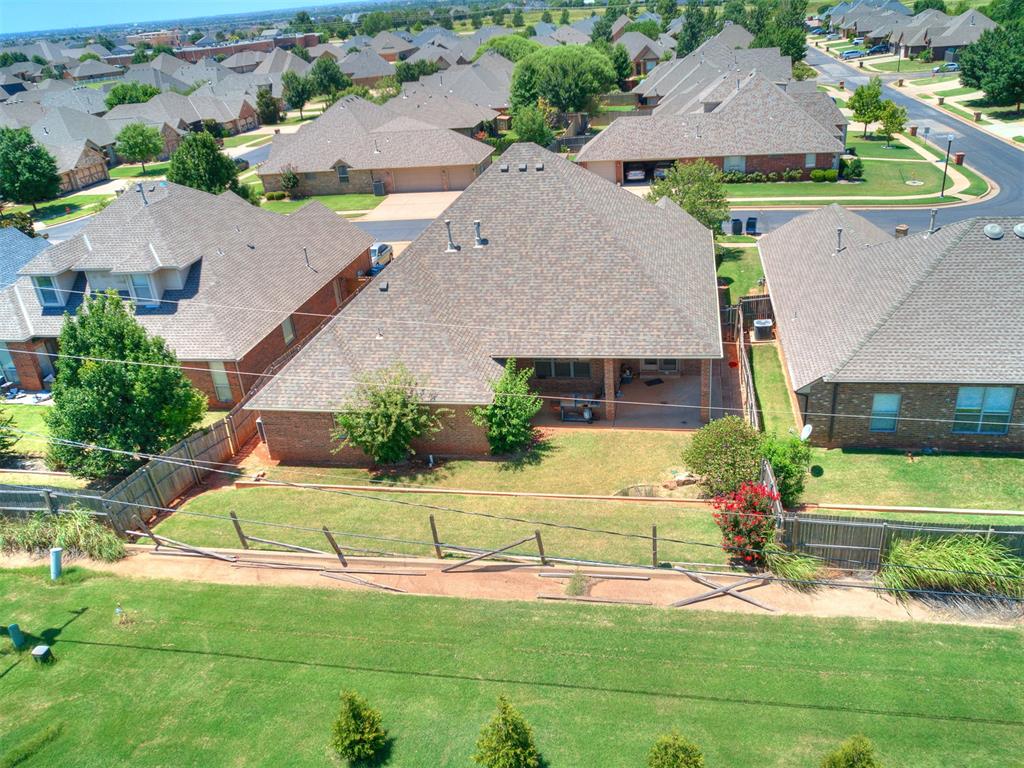 17324 Hardwood Place Property Photo 49