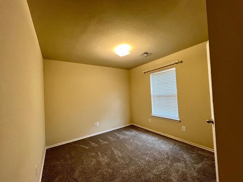 2205 Sw 93rd Place Property Photo 14