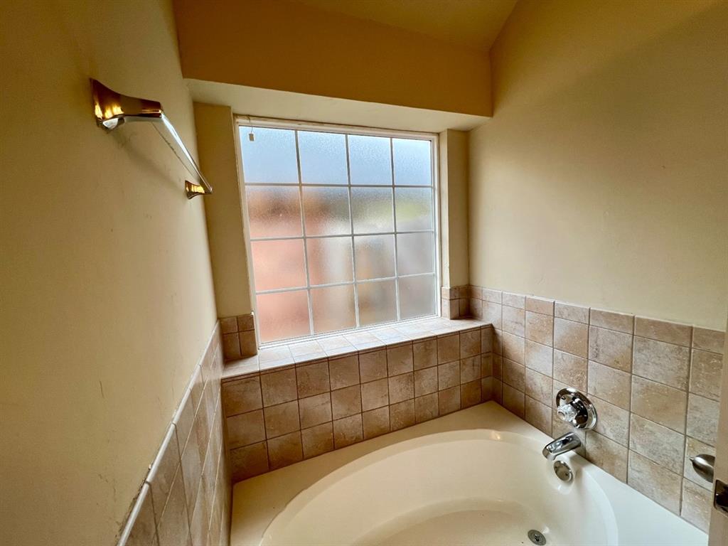 2205 Sw 93rd Place Property Photo 19