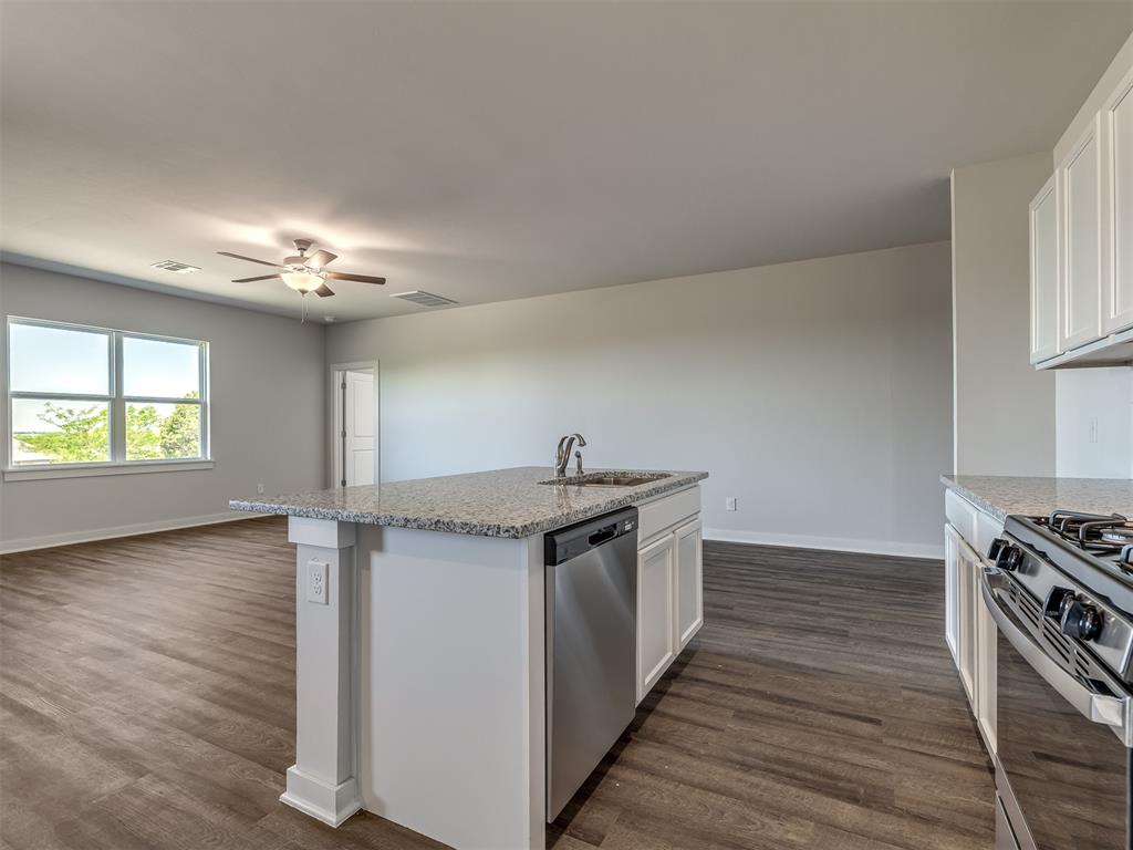 13136 Mannington Road Property Photo 15