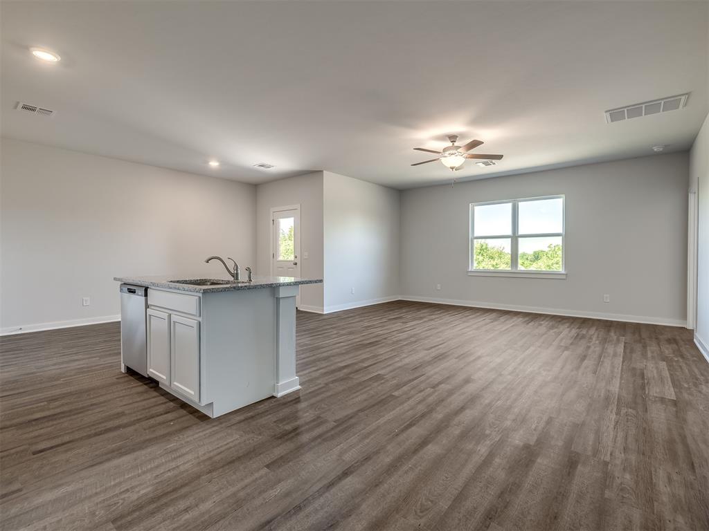 13136 Mannington Road Property Photo 16