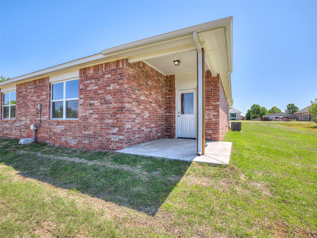 13136 Mannington Road Property Photo 35