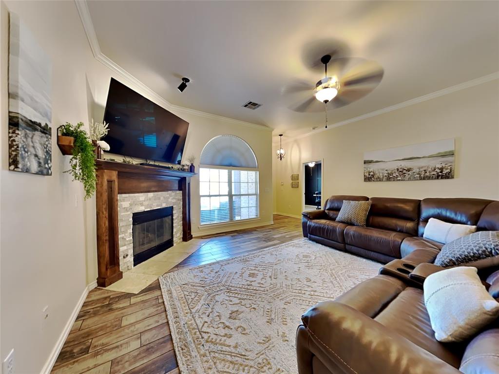 12505 Edison Drive Property Photo 2
