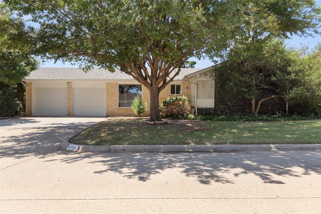 4716 NW 69th Street Property Photo 1