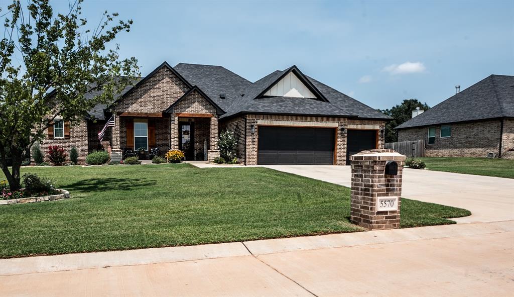 5570 Red Fox Run Property Photo 1
